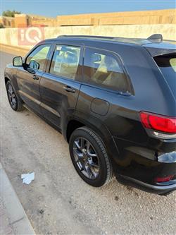 جيب جراند شيروكي